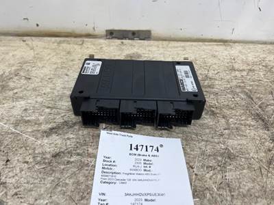 Wabco 4008671810 ABS Control Module for a Freightliner CASCADIA 126
