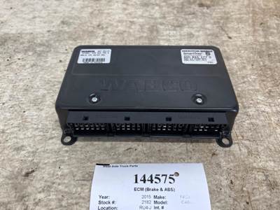 Wabco 446 003 755 0 ABS Control Module for a Freightliner CASCADIA 126