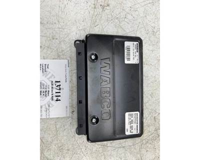 Wabco 446 003 755 0 ABS Control Module for a Freightliner CASCADIA