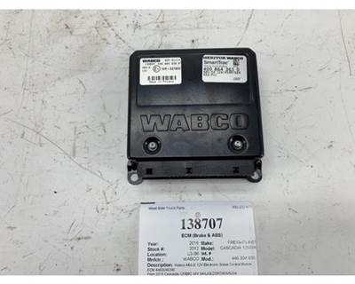 Wabco 446 004 639 0 ABS Control Module for a Freightliner CASCADIA 125BBC