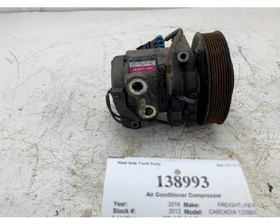 Freightliner 22-65771-000 A/C Compressor for a Freightliner CASCADIA 125BBC
