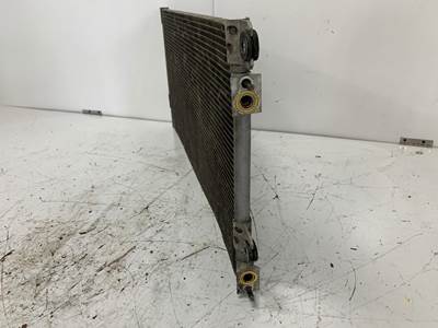 Volvo 22314813 A/C Condenser for a Volvo VNL