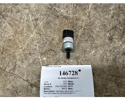 Mack 20489118 Air Brake System for a Mack R686T