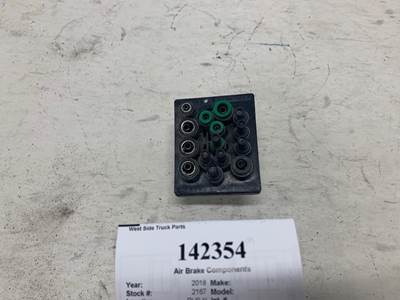 Paccar G58-1082 Air Brake System for a Peterbilt 579