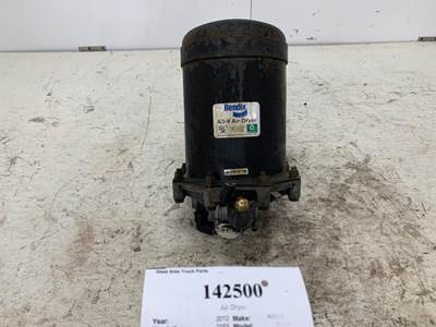 Bendix 065225 Air Dryer for a International DuraStar 4300