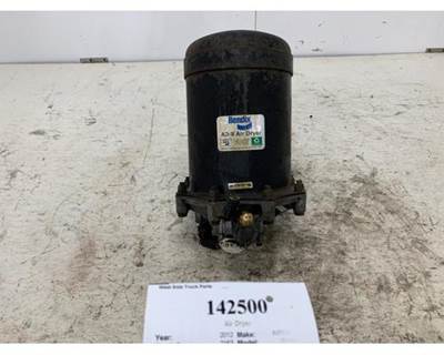 Bendix 065225 Air Dryer for a International DuraStar 4300