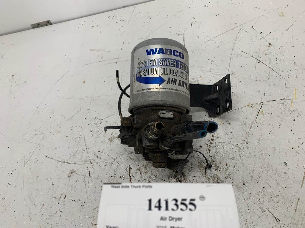 2015 Wabco 4324210320 Air Dryer for a Volvo VNL For Sale Owensboro, KY 141355