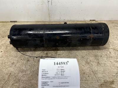 Bendix 5018599 Air Tank for a Freightliner CASCADIA 126