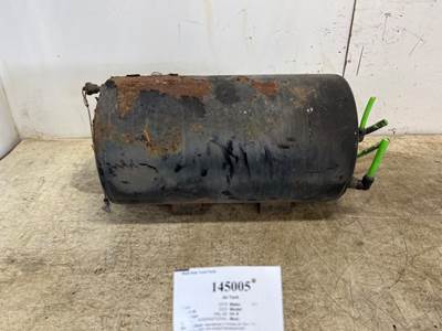 International LT625 Air Tank