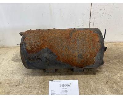 International LT625 Air Tank
