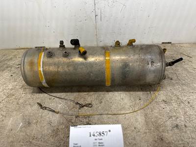 Mack 21113706 Air Tank for a Mack CXU613