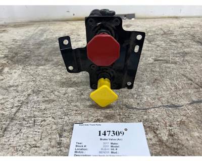 Bendix 21315044 Air Valve for a Volvo VNL