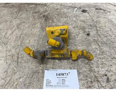 Bendix 289714 Air Valve for a Mack CXU613
