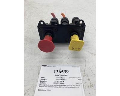 Bendix 5002715 Air Valve for a International 4900
