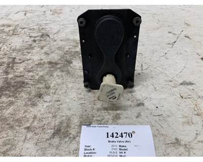Bendix 5005855 Air Valve for a International DuraStar 4300