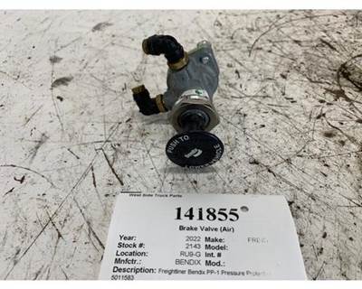 Bendix 5011583 Air Valve for a Freightliner M2 106