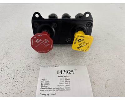 Bendix G90-6036 Air Valve for a Kenworth T680