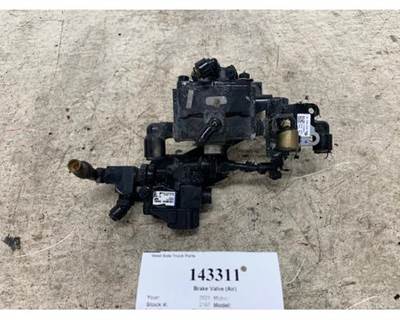 Bendix K056030 Air Valve for a Mack CH612