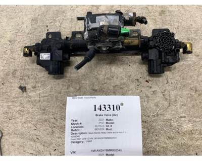 Bendix K056040 Air Valve for a Mack CH612