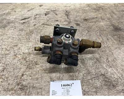 Bendix T294826 Air Valve for a International LT625