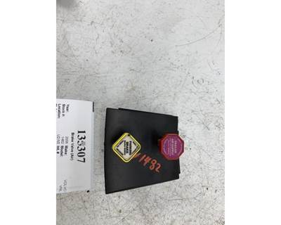 Meritor 9366490310 Air Valve for a Volvo VNL