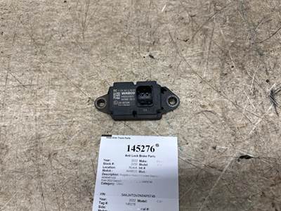 Wabco 4460650850 for a Freightliner CASCADIA 126