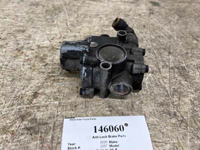 Wabco 4721950980 for a International LT625