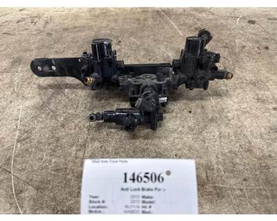 Wabco ABS Relay Valve and Modulator Valves 9730110260 / 4721950790 for 2013 Mack CXU613