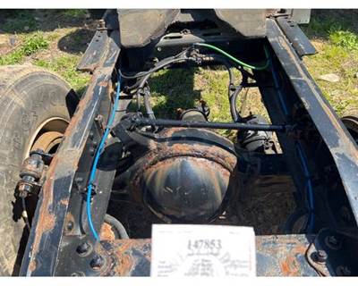 Meritor E3 3121L1728 Rear Axle Housing for a Freightliner CASCADIA