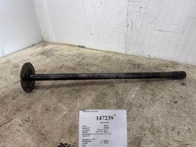 Meritor 3206U1374 Axle Shaft for a Kenworth T680