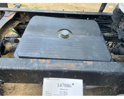 Freightliner 06-21446-002 Battery Box for a Freightliner CASCADIA