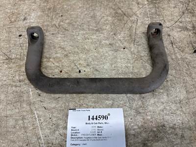 Freightliner A18-53266-000 Right for a Freightliner CASCADIA 126
