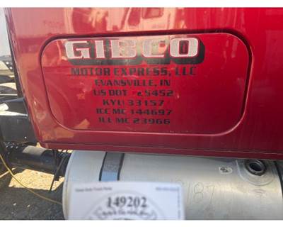 2017 Freightliner Cascadia Right Lower Sleeper Storage Door, Part # A18-65590-001