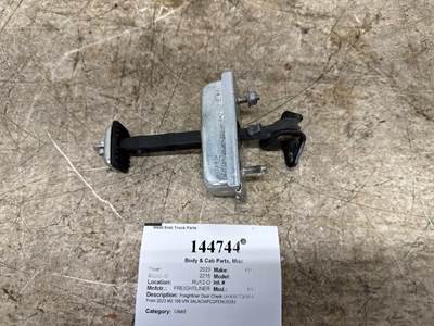 Freightliner A18-72606-000 Left for a Freightliner M2 106