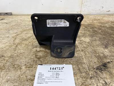 Freightliner A22-72576-000 Left for a Freightliner CASCADIA 126