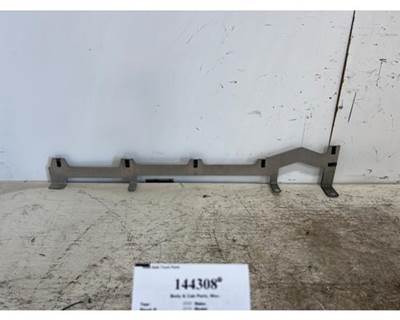 Paccar R11-6367R Right Air Skirt Bracket for 2020 Kenworth T680