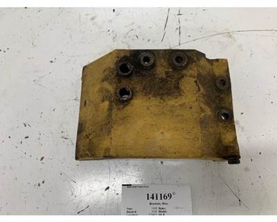 Caterpillar 211-7871 Bracket for a Freightliner M2 106