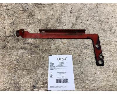 Cummins 3104026 Bracket for a International 9400I