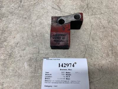 Cummins 3680444 Bracket for a International 9400I