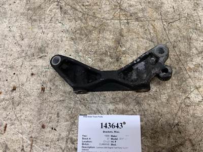 Cummins 3896444 Bracket for a Freightliner CENTURY CLASS 112