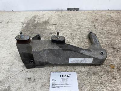 Detroit A4710941641 Bracket for a Freightliner CASCADIA 126
