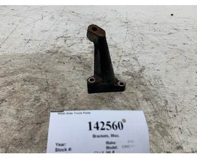 Detroit A4712031940 Bracket for a Freightliner CASCADIA 125BBC