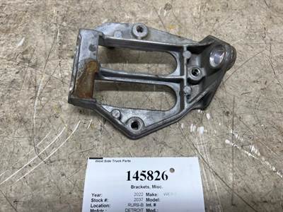 Detroit A4721500473 Bracket for a Western Star TR 4700SF