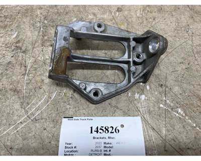 Detroit A4721500473 Bracket for a Western Star TR 4700SF