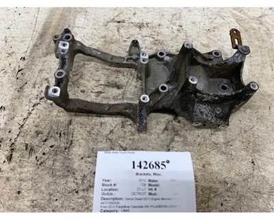Detroit A4721550335 Bracket for a Freightliner CASCADIA