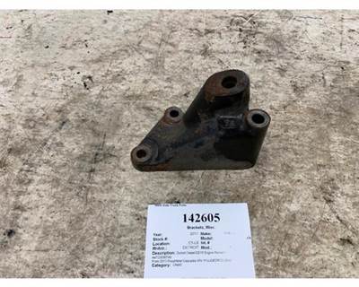 Detroit A4722030740 Bracket for a Freightliner CASCADIA