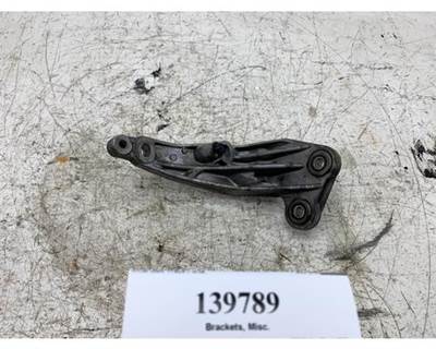 Detroit A4730982039 Bracket for a Freightliner CASCADIA 126