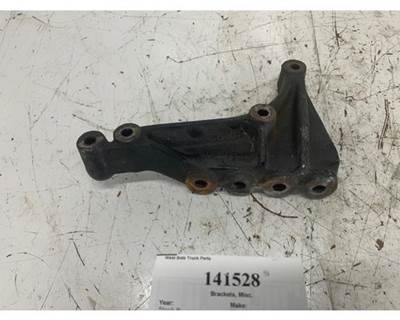 Freightliner 04-32273-000 Bracket