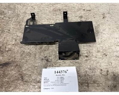 Freightliner 06-39845-001 Bracket for a Freightliner M2 106