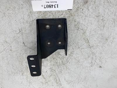 Freightliner 07-22001-001 Bracket for a Freightliner M2 112